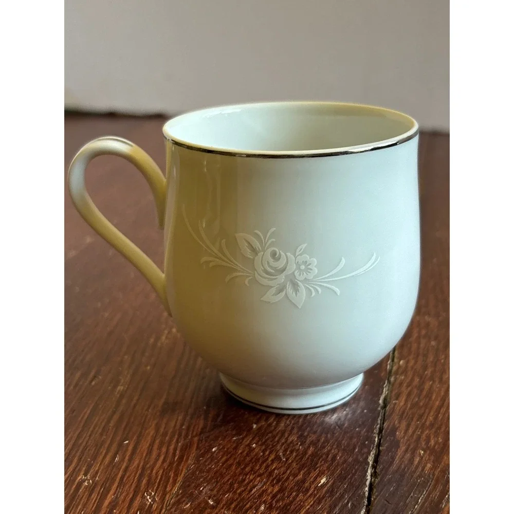 Sango China Cantata 6202 Teacup Japan White Floral Rose Platinum Trim Vintage
